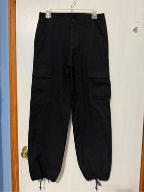 Women’s Black, SOULSFENG Baggy Cargo Pants, Size 28 = 6, NWT